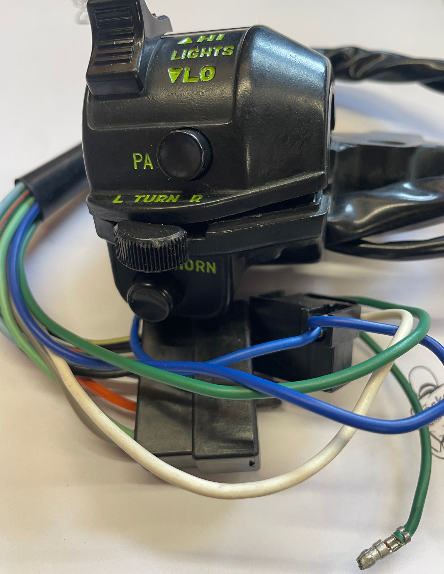 SCHALTEINHEIT BLINKER LINKS _ 35200-413-602 _ CB 400 N