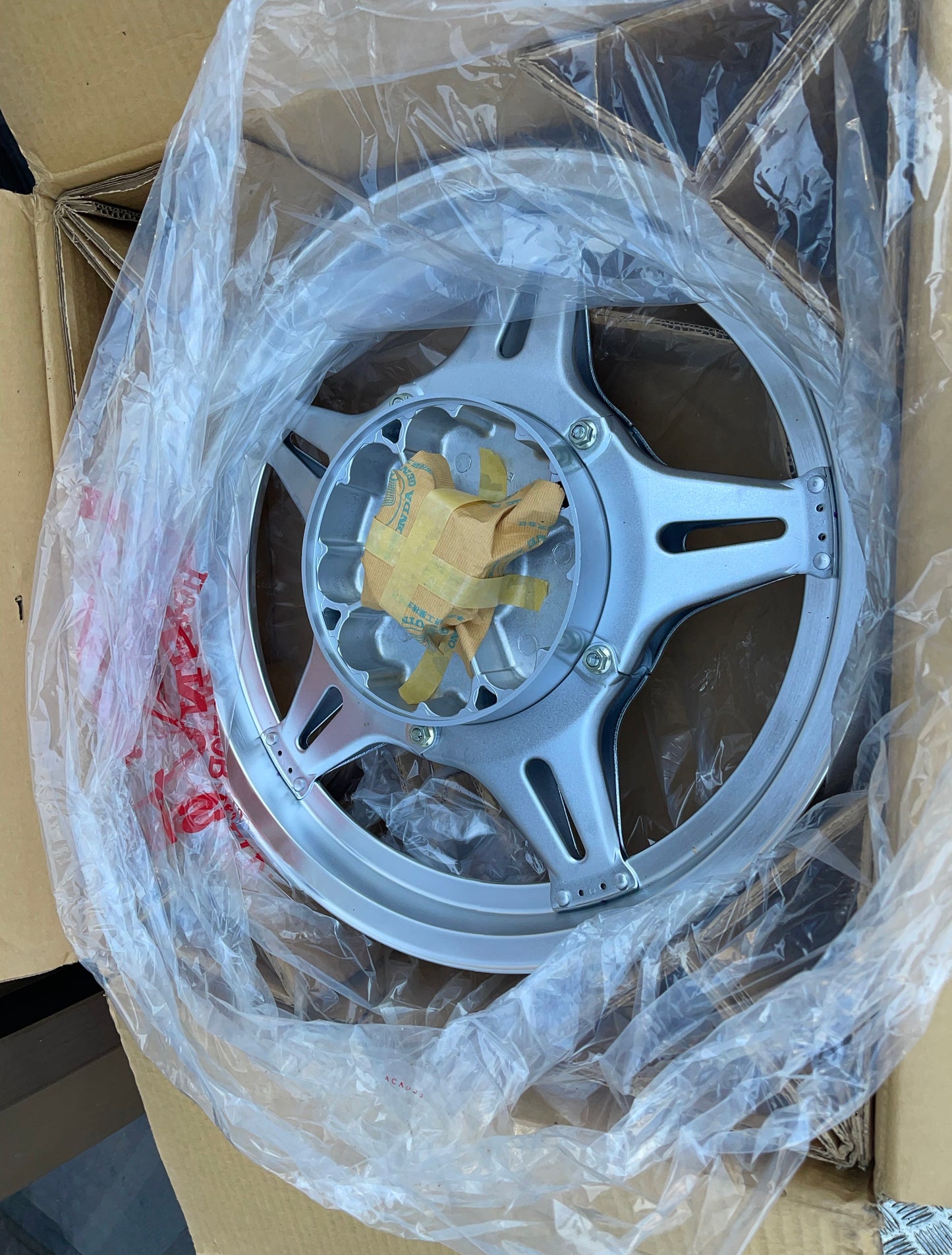 42660-410-670 / Hinterrad - WHEEL SUB, RR / CB 750 F2 / Supersport
