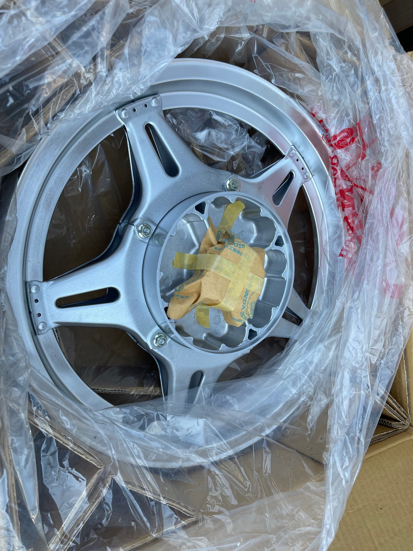 42660-410-670 / Hinterrad - WHEEL SUB, RR / CB 750 F2 / Supersport
