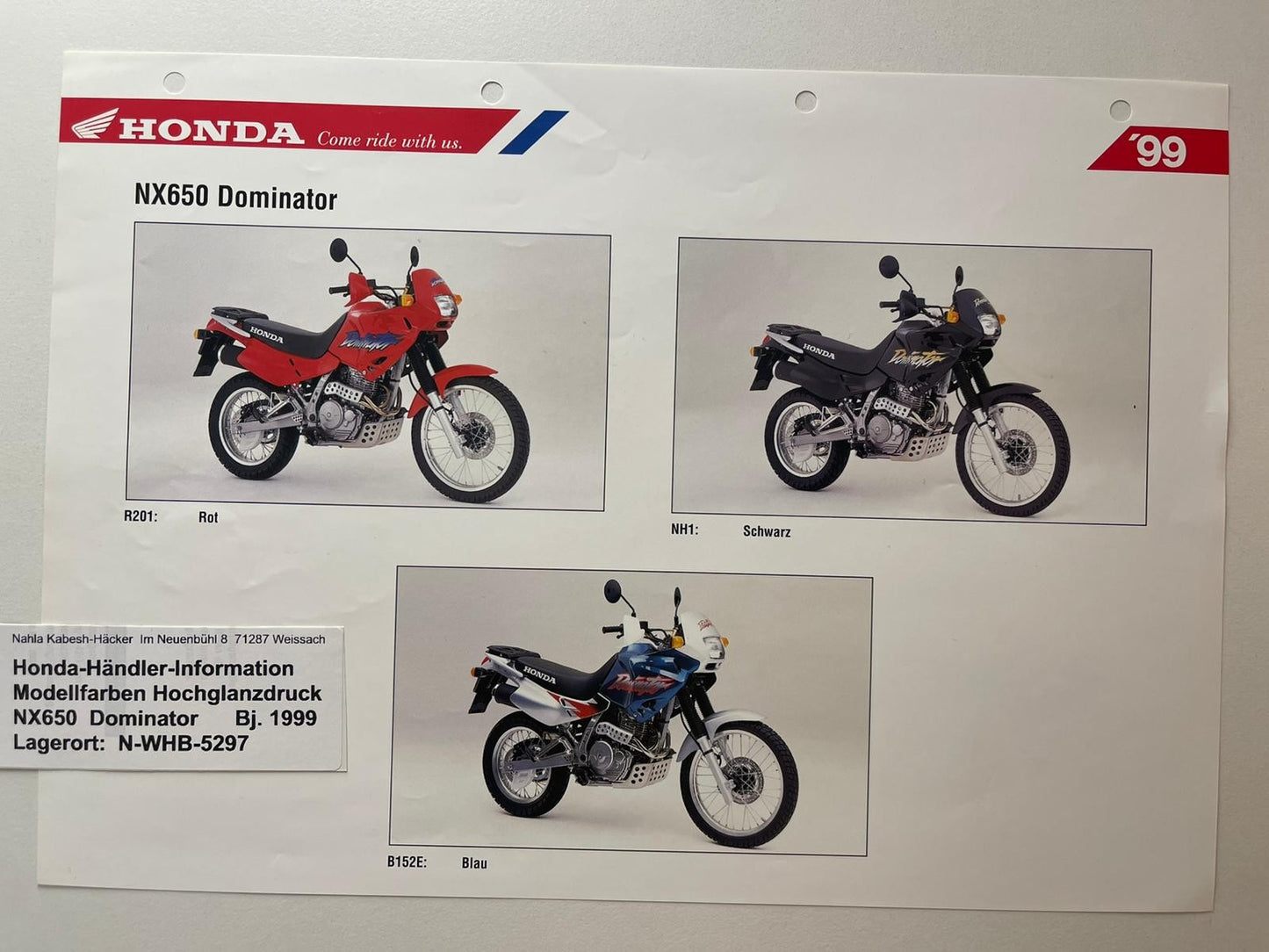 NX650 NX 650 Dominator Baujahr 1999 - Honda Original Farbchart Prospekt