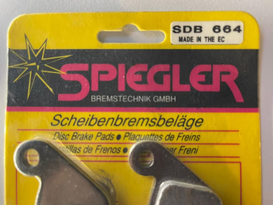 2 x Satz Bremsbeläge vorn VFR750F VFR 750 F Bj. 1988 – 1997 Spiegler neu