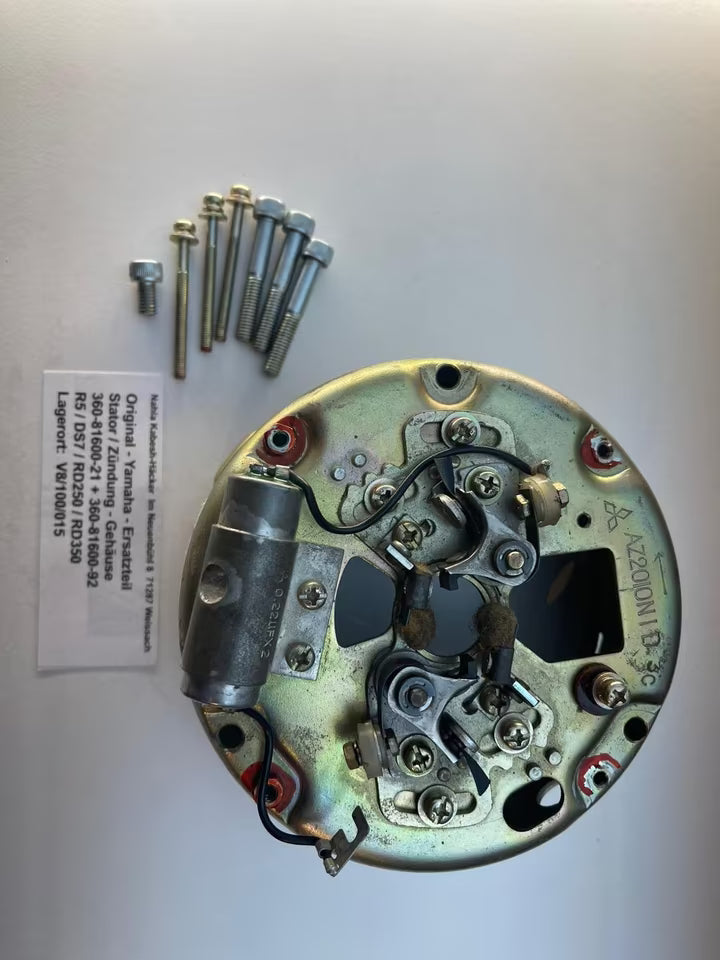 Stator Gehäuse Zündeinheit RD250 RD350 Bj. 1970 - 1976 Original Yamaha 360-81600-21