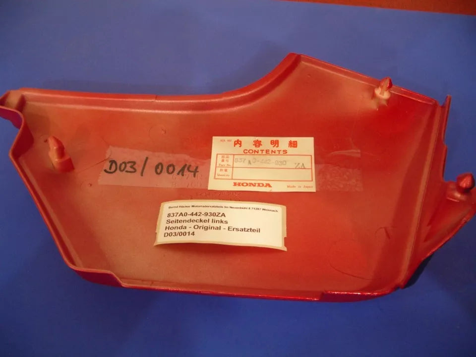 Seitendeckel _ links _ NOS _ CB 250 N_ Baujahr 1978 - 1983 _ 837A0-442-930ZA