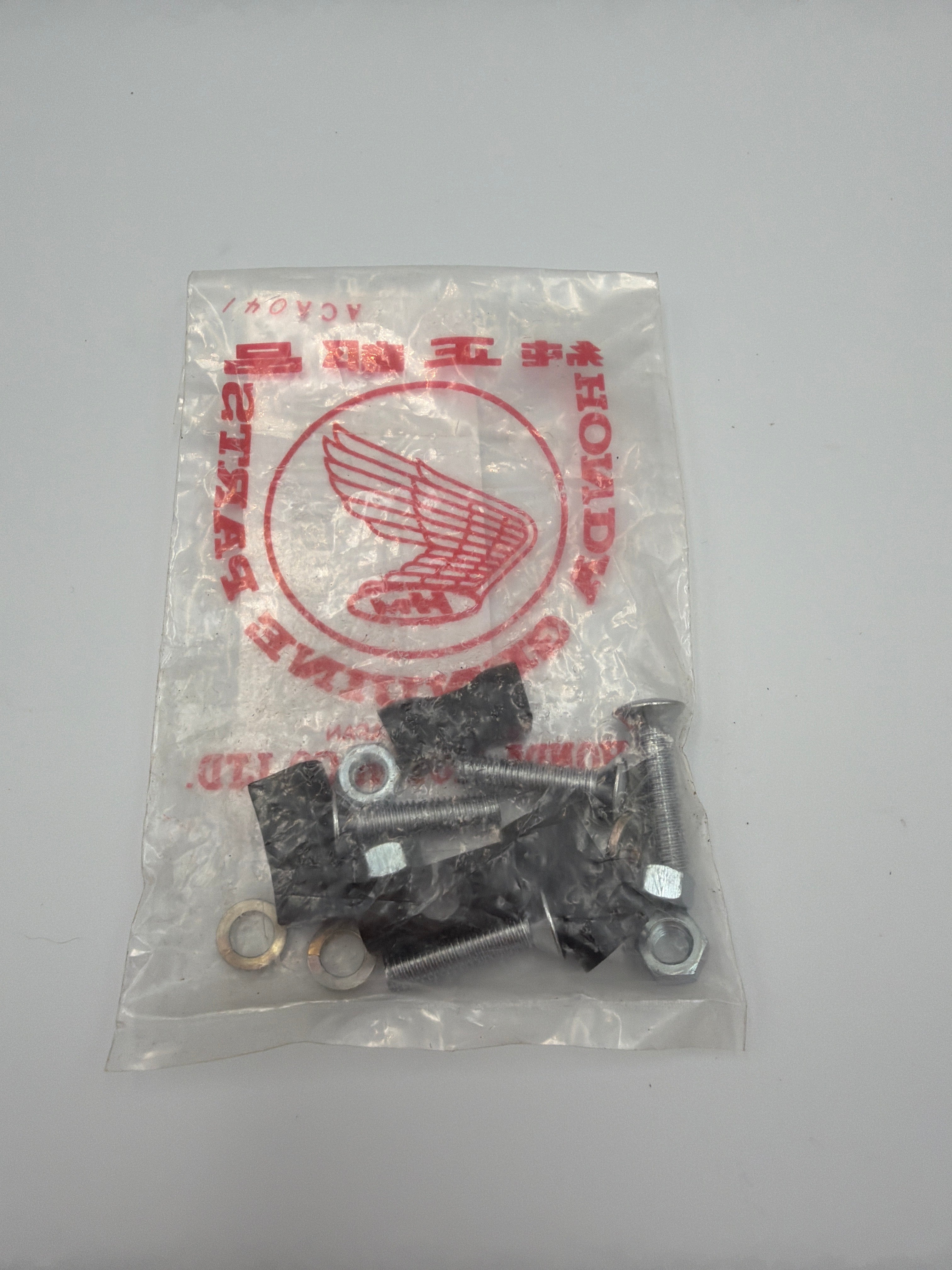Schrauben Set für Kotflügelbügel vorne und hinten für CB550 K Four 1976