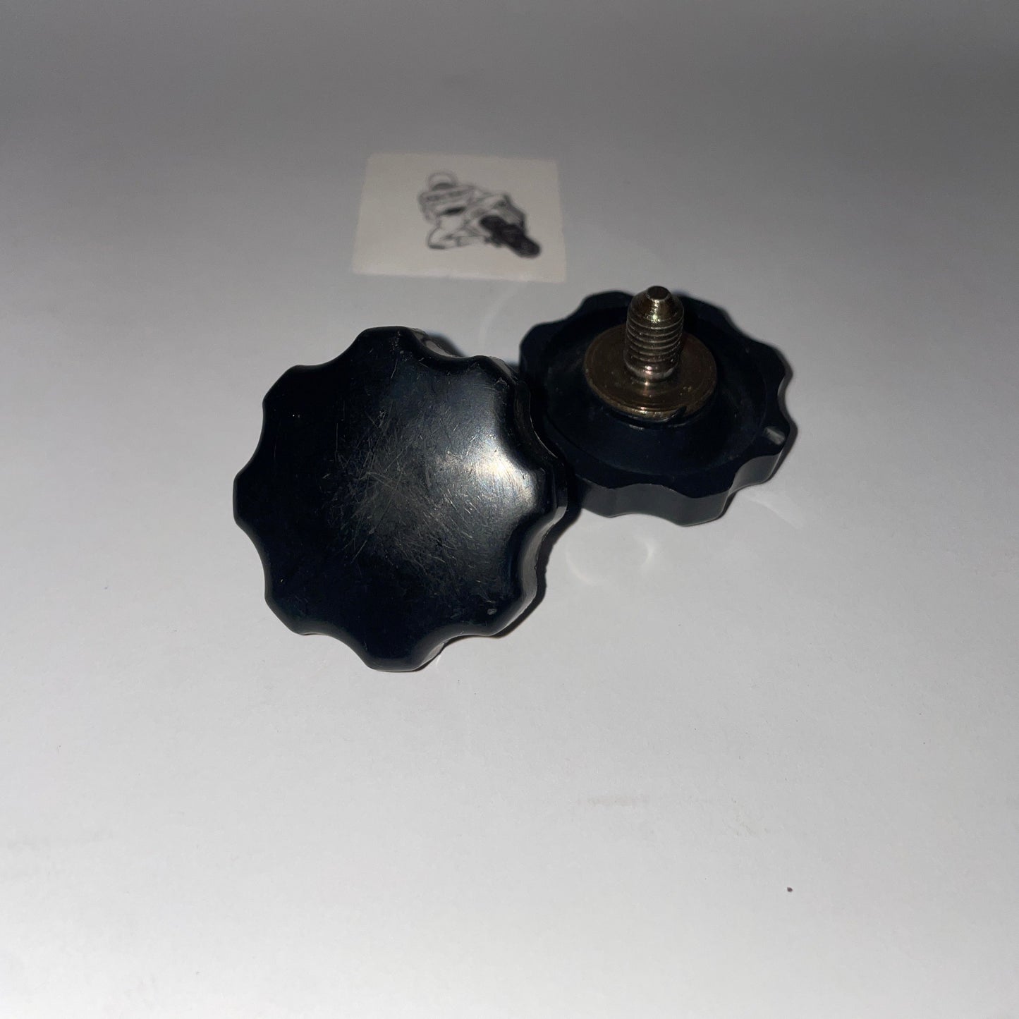 Raendelschraube / Latch , shelter 83127-371-010 / Honda original