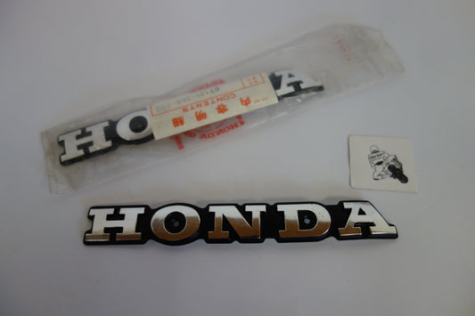 87121-399-000 / TANK EMBLEM RECHTS NEU / EMBLEM RIGHT, FUEL TANK NEW