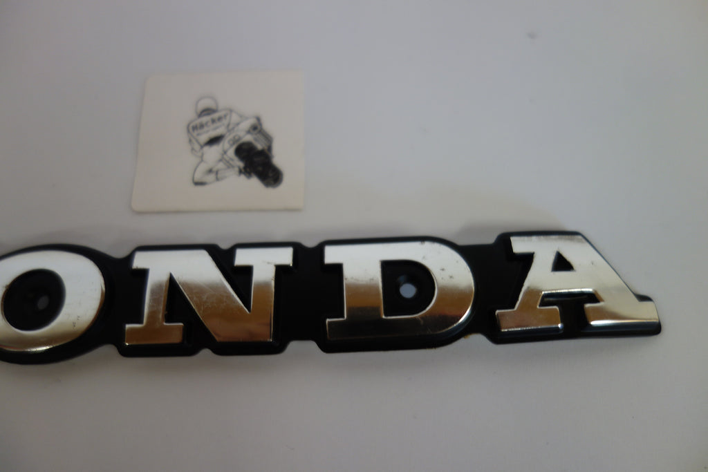 87121-399-000 / TANK EMBLEM RECHTS NEU / EMBLEM RIGHT, FUEL TANK NEW