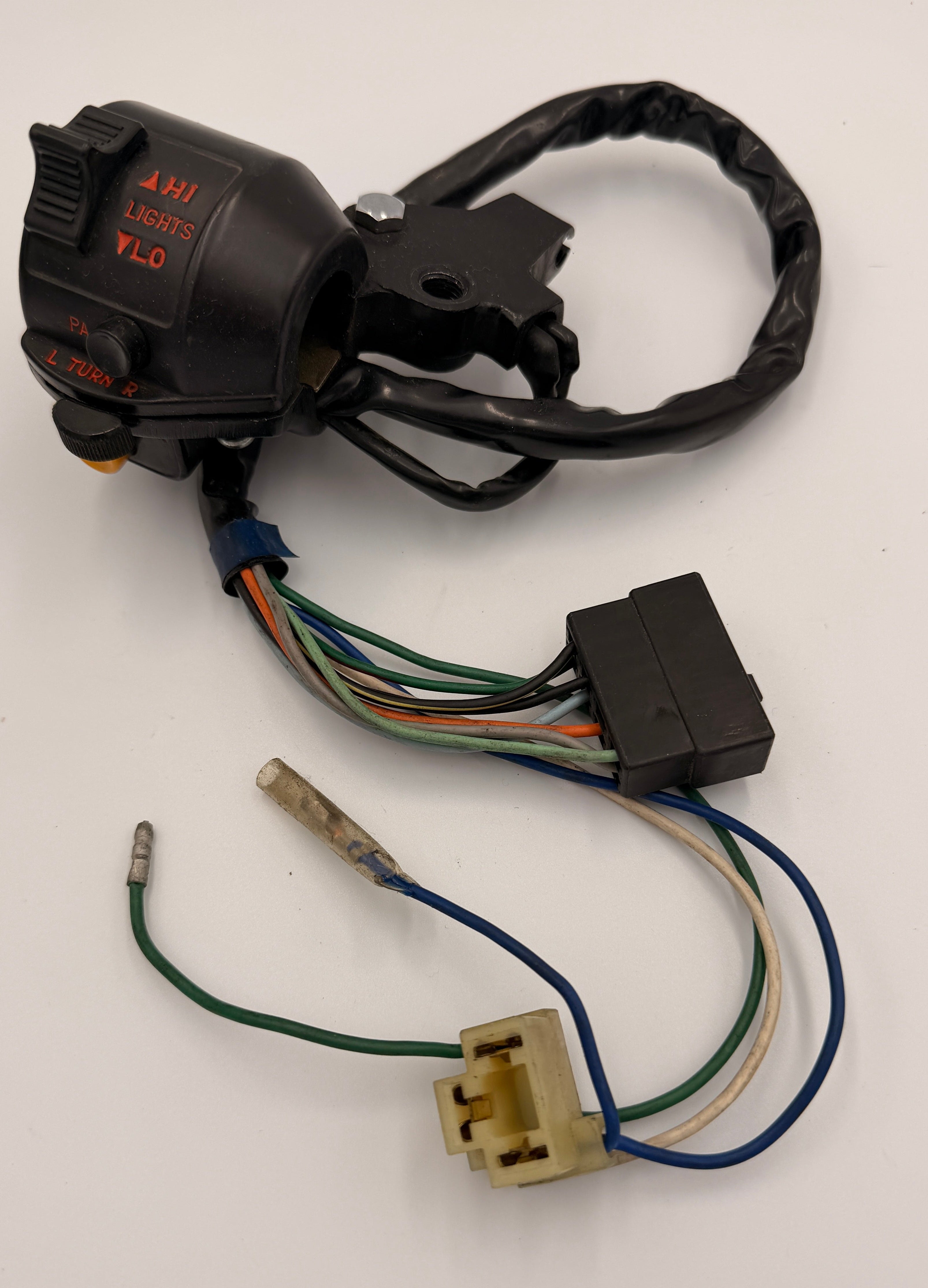 Honda Lenkerschalter links 35200-443-870 für CB400N BJ: 1978