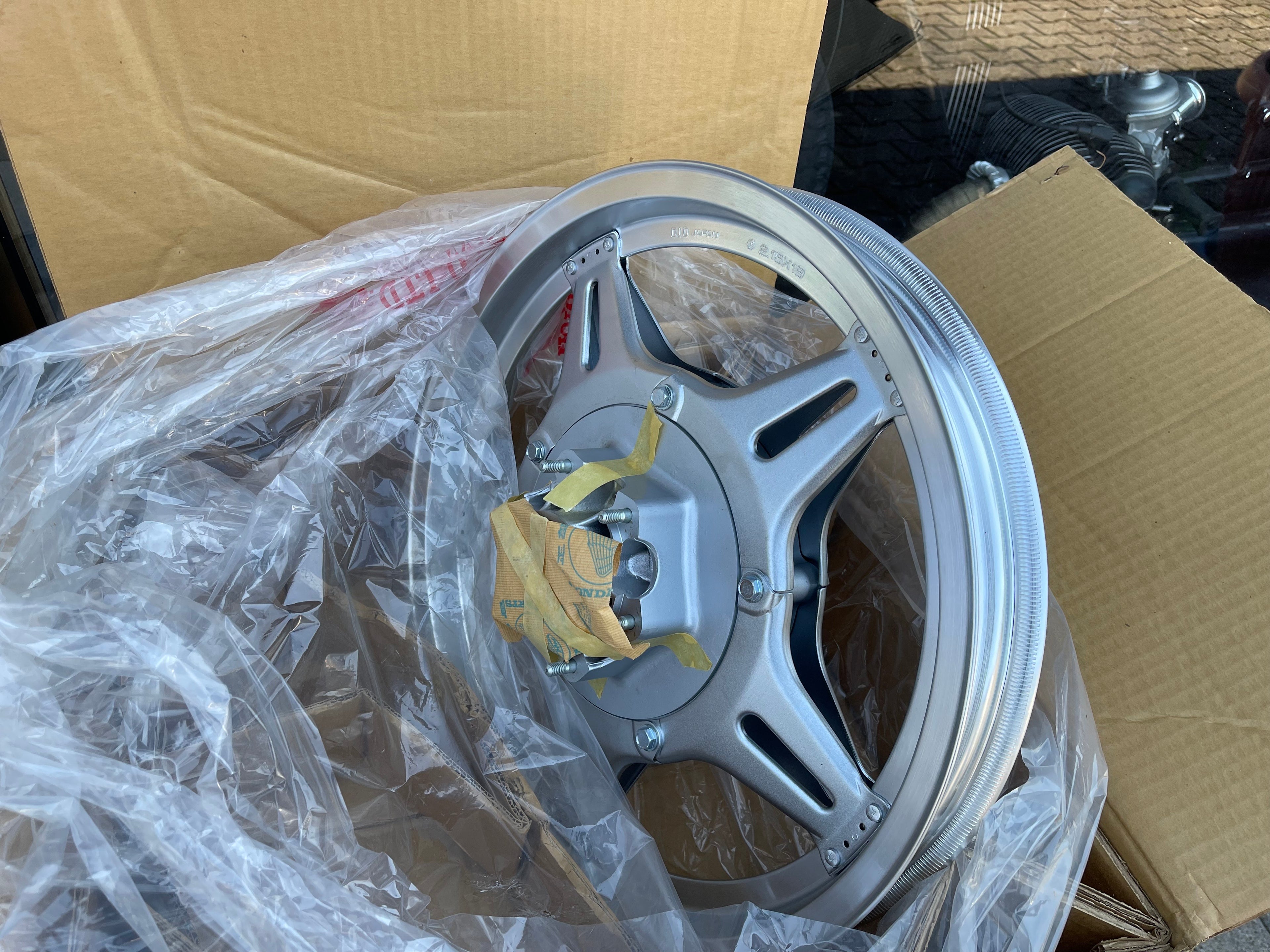 42660-410-670 / Hinterrad - WHEEL SUB, RR / CB 750 F2 / Supersport