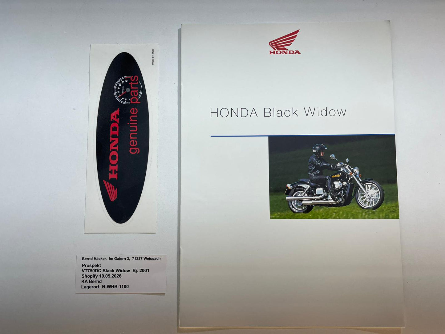 Prospekt Honda VT750DC Black Widow Bj. 2001 + Aufkleber