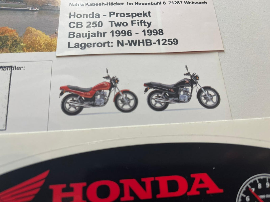 Prospekt Honda CB250 CB 250 Two Fifty Baujahr 1996 - 1998 + Aufkleber