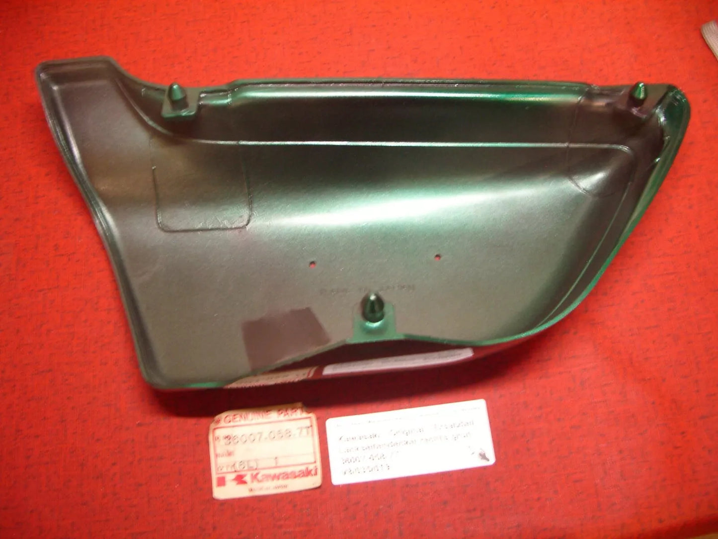 Seitendeckel rechts _ COVER RIGHT SIDE _ Z 1000 A1 + A2 + A3 _ 36007-058-7T